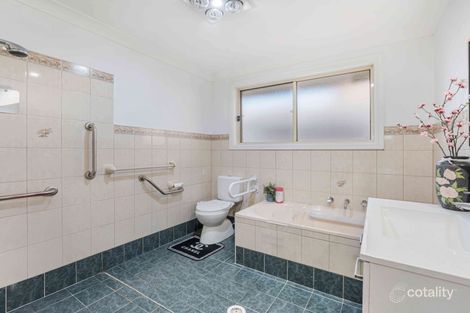 Property photo of 12 Dilston Close West Hoxton NSW 2171