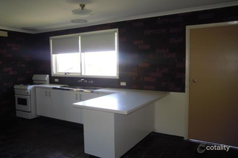 Property photo of 2 Maple Crescent Churchill VIC 3842