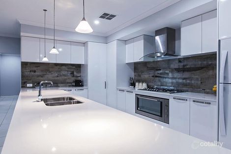 32a Fermaner St, Karrinyup, WA 6018