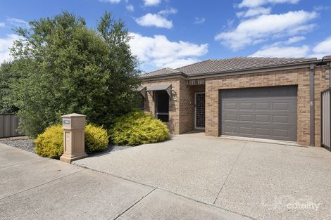 Property photo of 2/87 Black Dog Drive Brookfield VIC 3338
