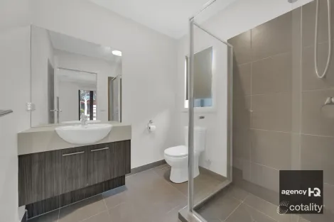 Property photo of 9 Amethyst Road Cobblebank VIC 3338