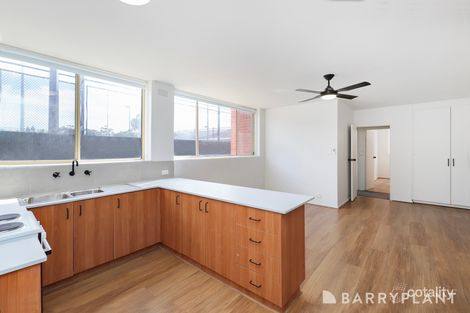 24/12 Percy St, St Albans, VIC 3021