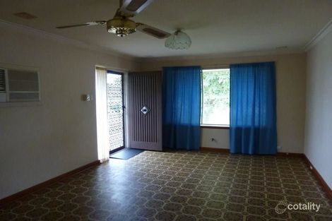 Property photo of 8 Lindfield Street Westminster WA 6061