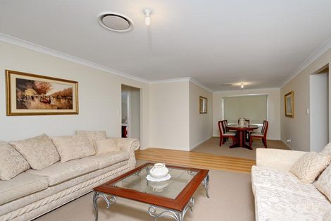 Property photo of 11 Olsen Close Kuraby QLD 4112