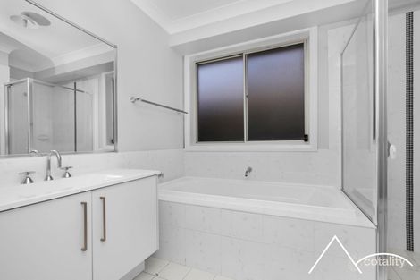 Property photo of 11 Greenhill Street Spring Farm NSW 2570