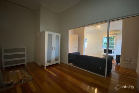 Property photo of 3A/12 Gladstone Road Highgate Hill QLD 4101