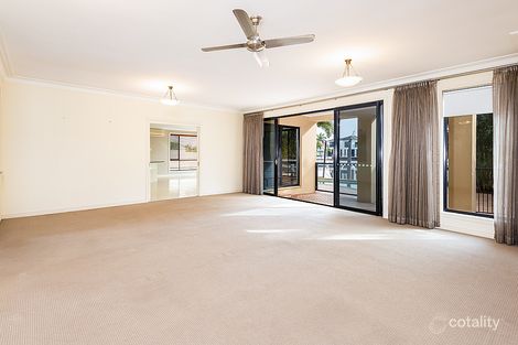 Property photo of 19 King Charles Drive Paradise Point QLD 4216