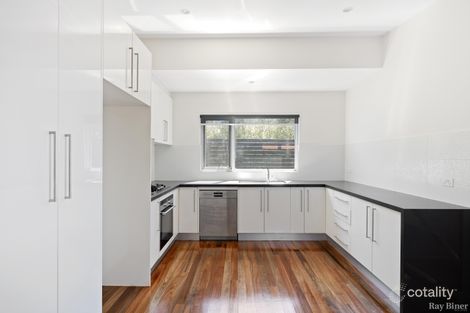 Property photo of 2/290 Pascoe Vale Road Essendon VIC 3040