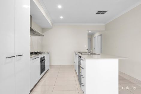 Property photo of 20 Worcester Bend Piara Waters WA 6112