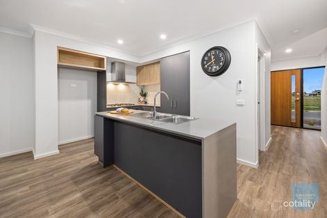 Property photo of 37 Adventure Avenue Fraser Rise VIC 3336