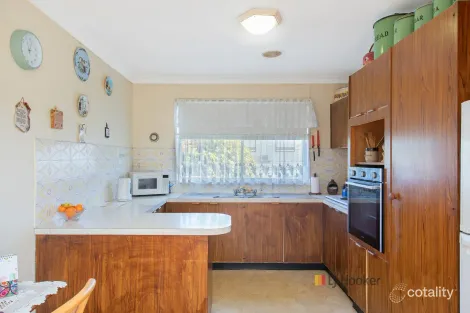 Property photo of 32 Alan Avenue Charmhaven NSW 2263