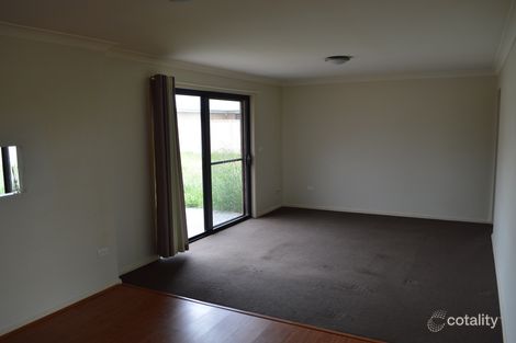 Property photo of 5 Wright Place Goulburn NSW 2580