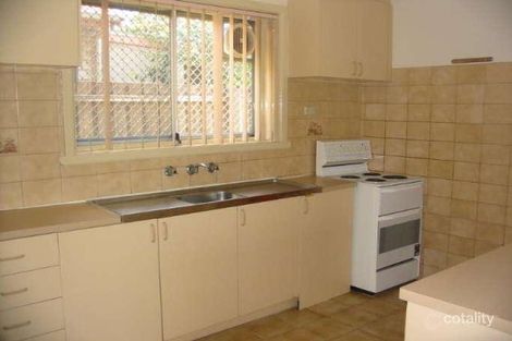 Property photo of 2 Stenhouse Avenue Brooklyn VIC 3012