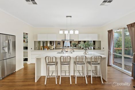 Property photo of 31 Woodstock Drive Doreen VIC 3754