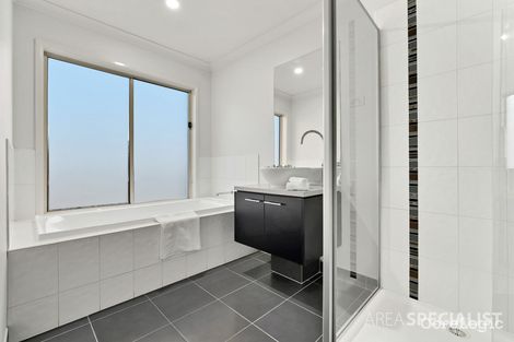 Property photo of 6 Banfield Place Lyndhurst VIC 3975