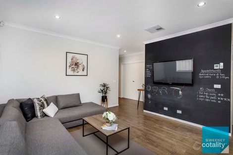 Property photo of 24 Eaglecrest Avenue Fraser Rise VIC 3336