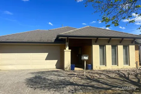 5 Flinders Pl, Caroline Springs, VIC 3023