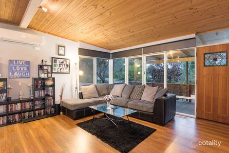 Property photo of 25 Highland Crescent Mooroolbark VIC 3138