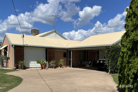 8 Spring Gr, Emerald, QLD 4720
