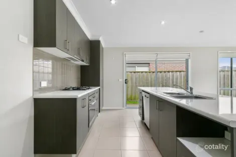 Property photo of 28 Greythorn Road Traralgon VIC 3844