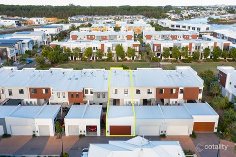 Property photo of 27 Park Lane Hope Island QLD 4212