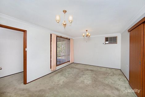 Property photo of 35 Dampier Boulevard Killarney Vale NSW 2261