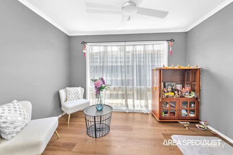 Property photo of 2 Chatswood Drive Narre Warren South VIC 3805
