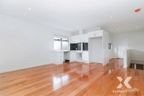 Property photo of 8/98 Snell Grove Oak Park VIC 3046