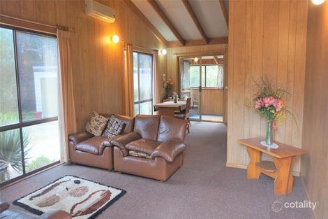 Property photo of 4 Christopher Court Loch Sport VIC 3851