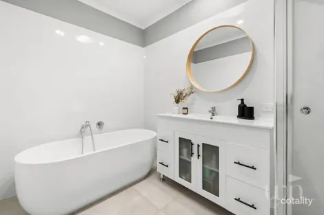 Property photo of 29 Seacrest Place Mount Martha VIC 3934