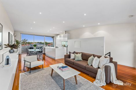 Property photo of 4/87 Marine Parade Elwood VIC 3184