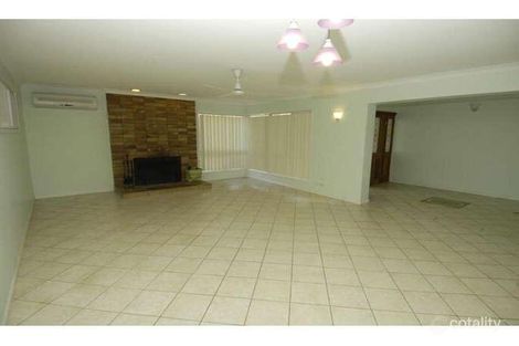 Property photo of 12 Palmer Drive Labrador QLD 4215