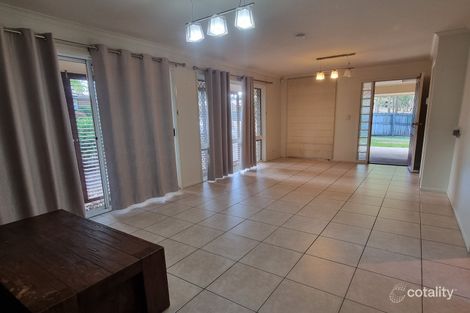 Property photo of 2 Gracemere Place Forest Lake QLD 4078