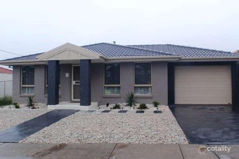 Property photo of 1/85 Avondale Avenue St Albans VIC 3021