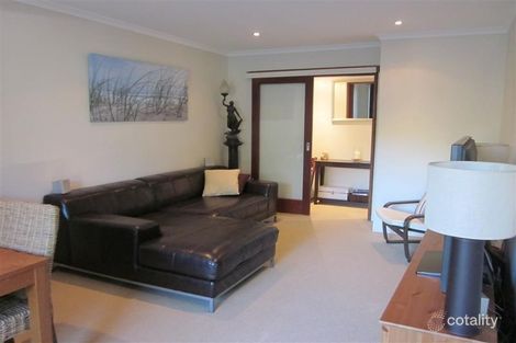 Property photo of 2/30 Clyde Road Dee Why NSW 2099