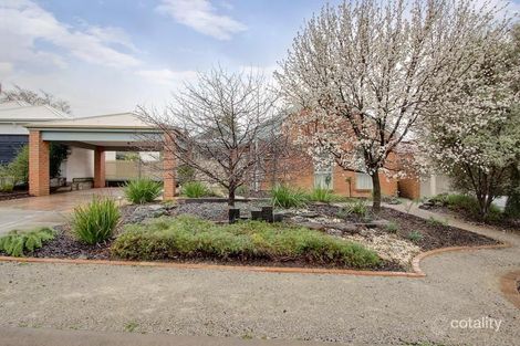 Property photo of 11 Honeypot Close Knoxfield VIC 3180