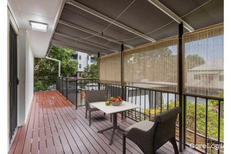 Property photo of 1/6 Flora Street Greenslopes QLD 4120