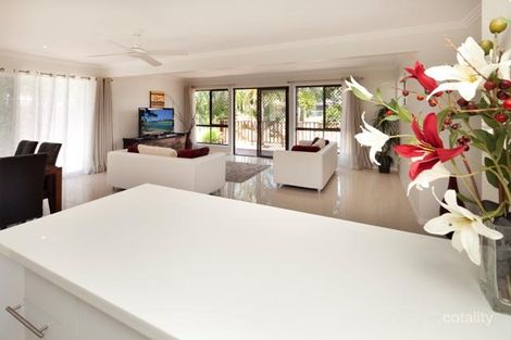 Property photo of 136 Monaco Street Broadbeach Waters QLD 4218