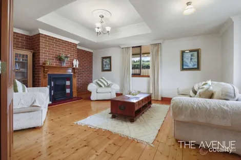 Property photo of 9 Batten Place Aspendale Gardens VIC 3195