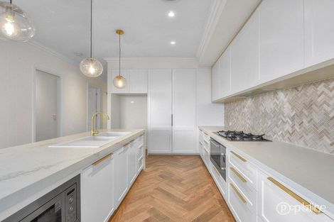 Property photo of 4/11 Dickens Street Norman Park QLD 4170