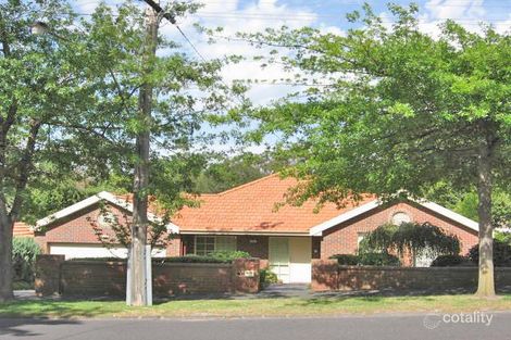 Property photo of 12 Myrtle Road Canterbury VIC 3126