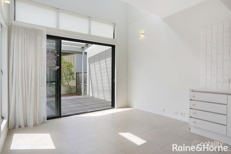 Property photo of 94 Fairwater Boulevard Blacktown NSW 2148