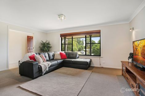 Property photo of 13 Thurlow Close Bolwarra NSW 2320