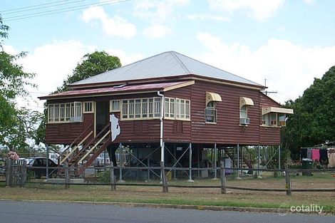 398 East St, Depot Hill, QLD 4700