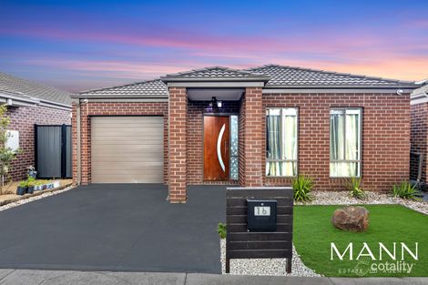 16 Fenland St, Craigieburn, VIC 3064