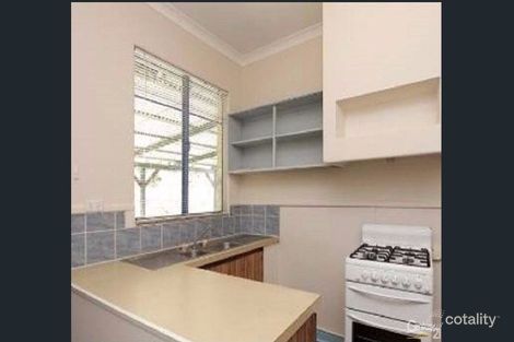 Property photo of 6 Exeldia Place Belmont WA 6104