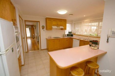 Property photo of 19 Collins Street Werribee VIC 3030