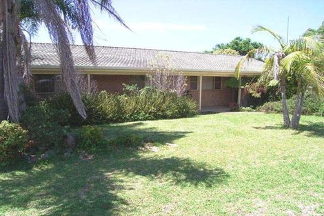 16 Carrabeen Dr, Old Bar, NSW 2430