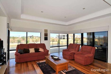 Property photo of 32 Cormorant Key Wannanup WA 6210