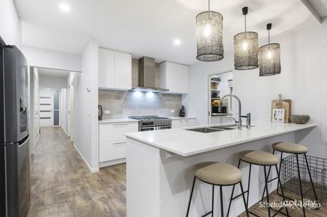 Property photo of 16 Stockhaven Circuit Langwarrin VIC 3910
